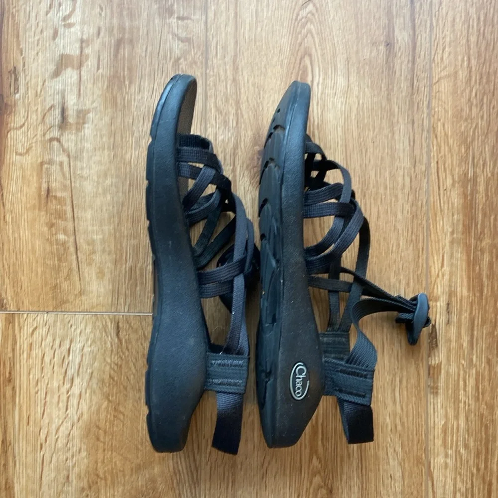 Chacos - Picture 3 of 4